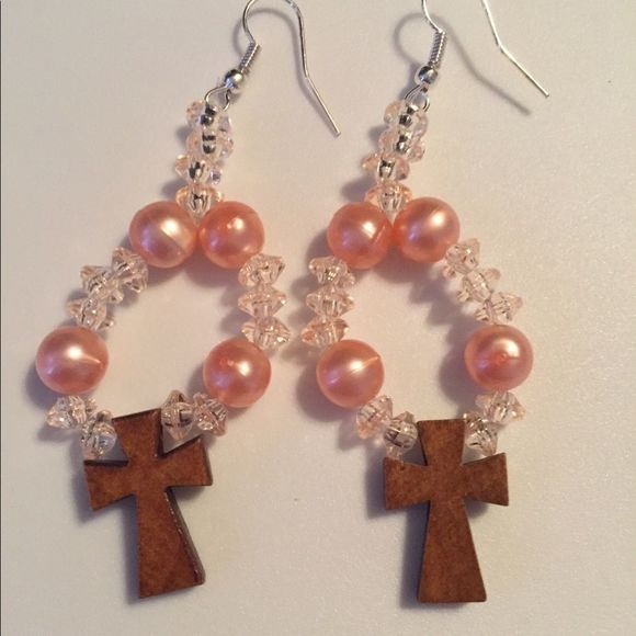 Fashion earrings by DBELLa Jewels - Picture 1 of 1